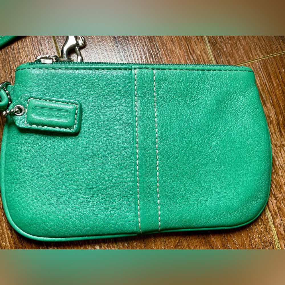 Coach Green Leather Wristlet